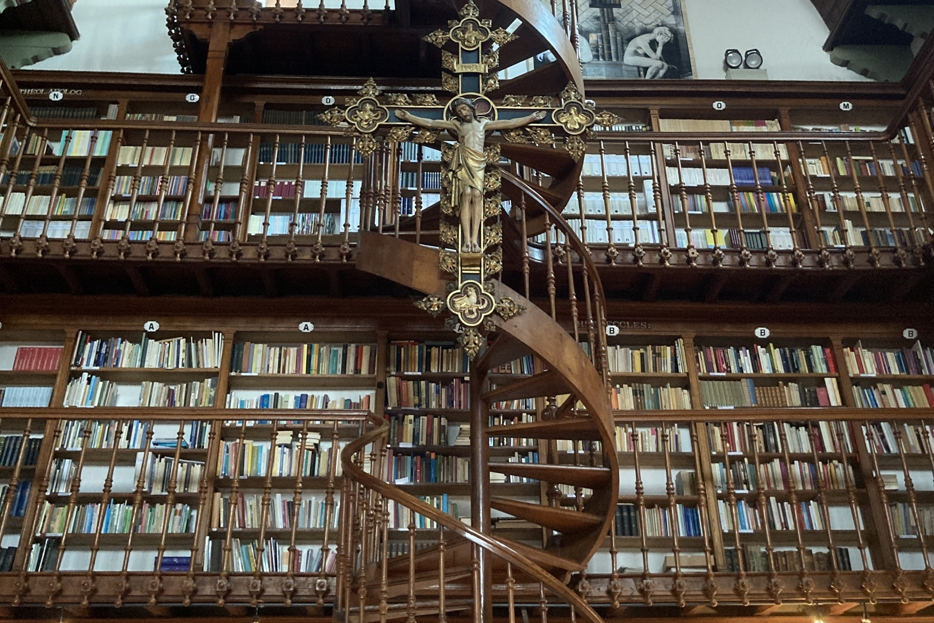 Een uurtje in de kloosterbibliotheek