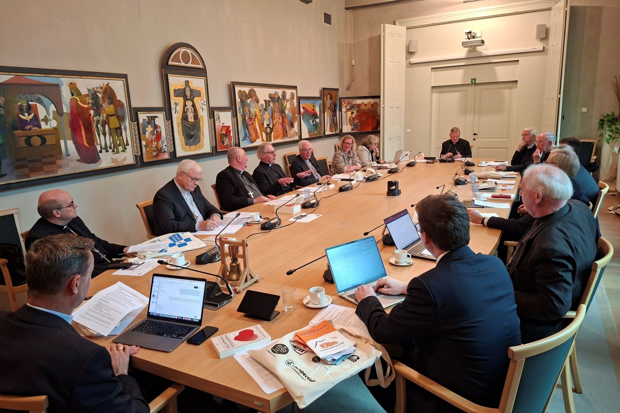 Nederlandse vertaling Magnifica Humanitas gepresenteerd