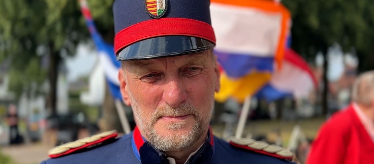 'Voor altaar, haard en troon'